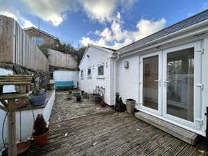 Photo 18- click for photo gallery